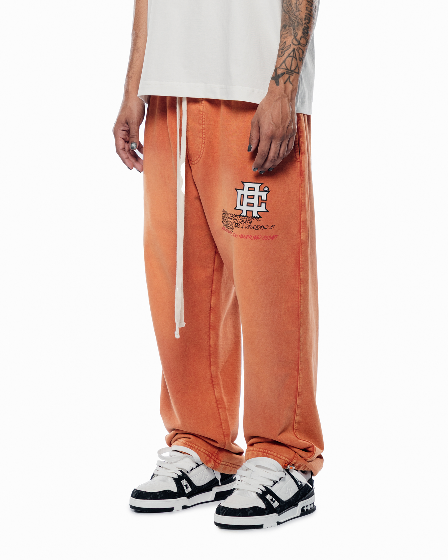 NHS BRICK SWEATPANTS