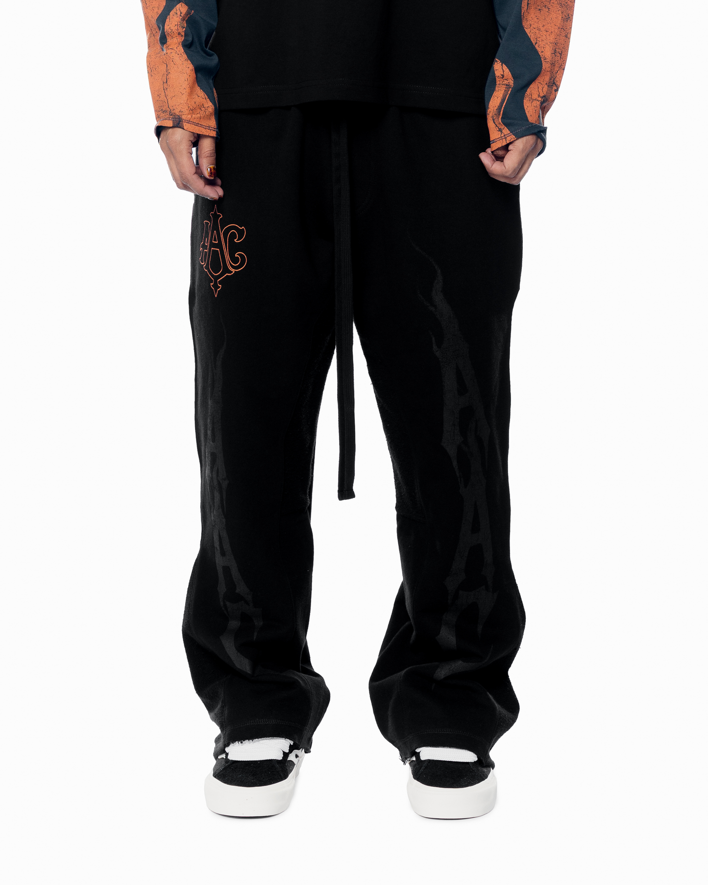 FLAMESS BLAACK FLAREPANT