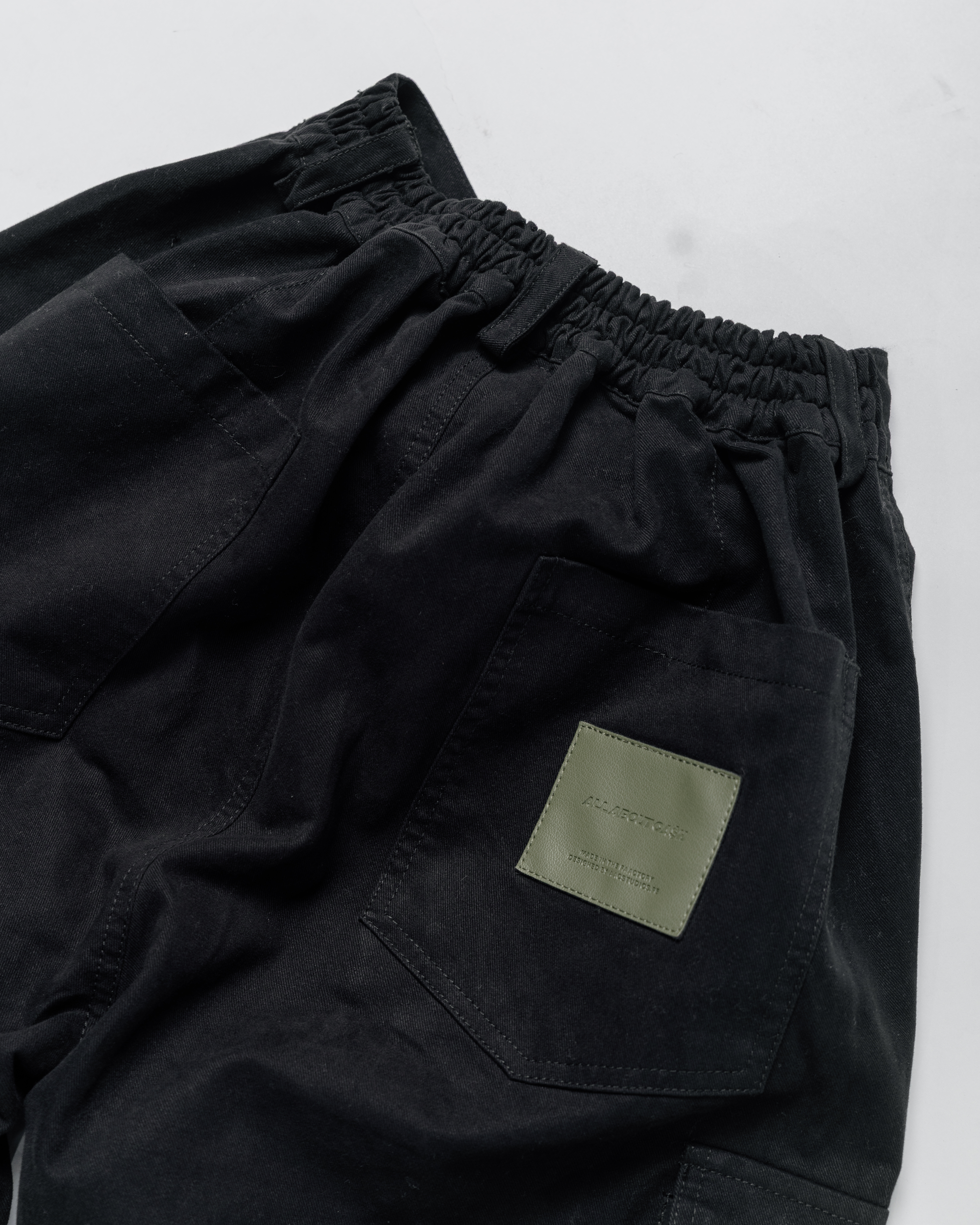 FOUR POCKET BLAACK CARGO PANTS