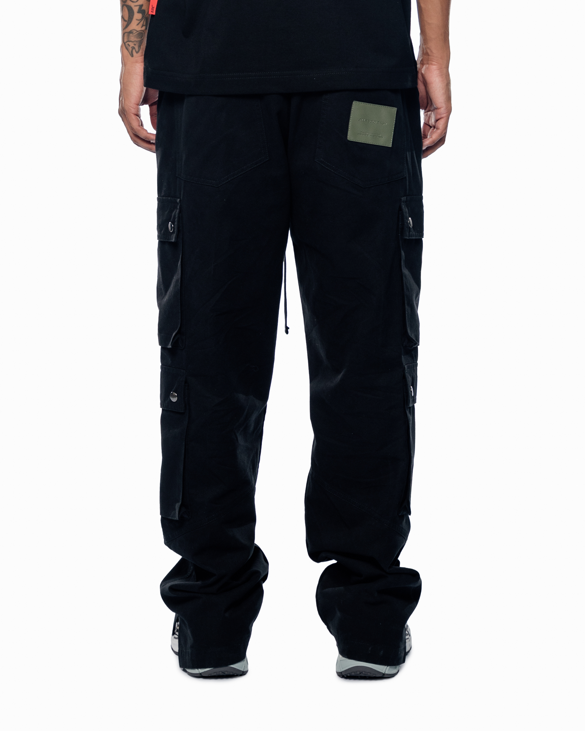 FOUR POCKET BLAACK CARGO PANTS