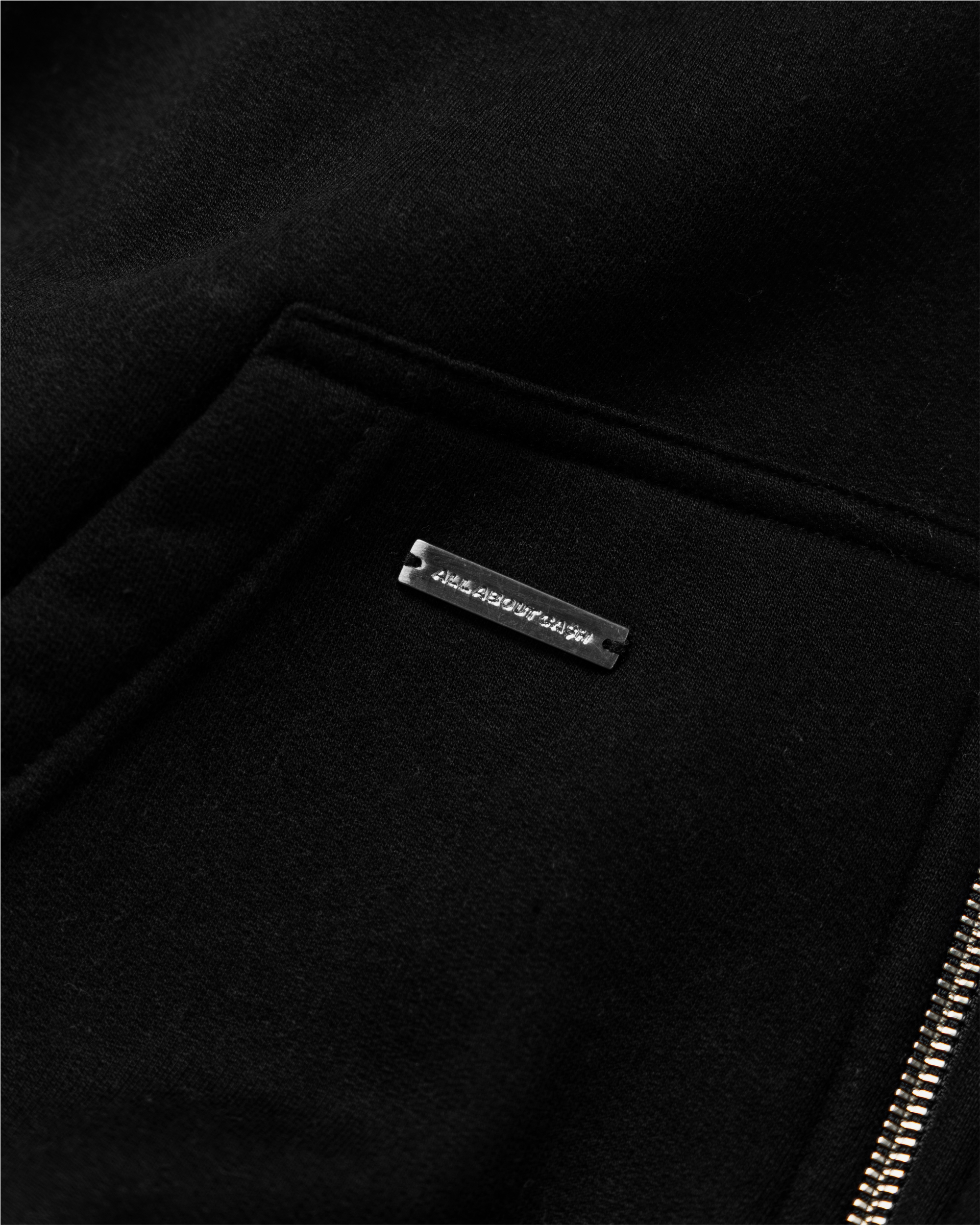 BLAACK BASIC ZIP HOODIE