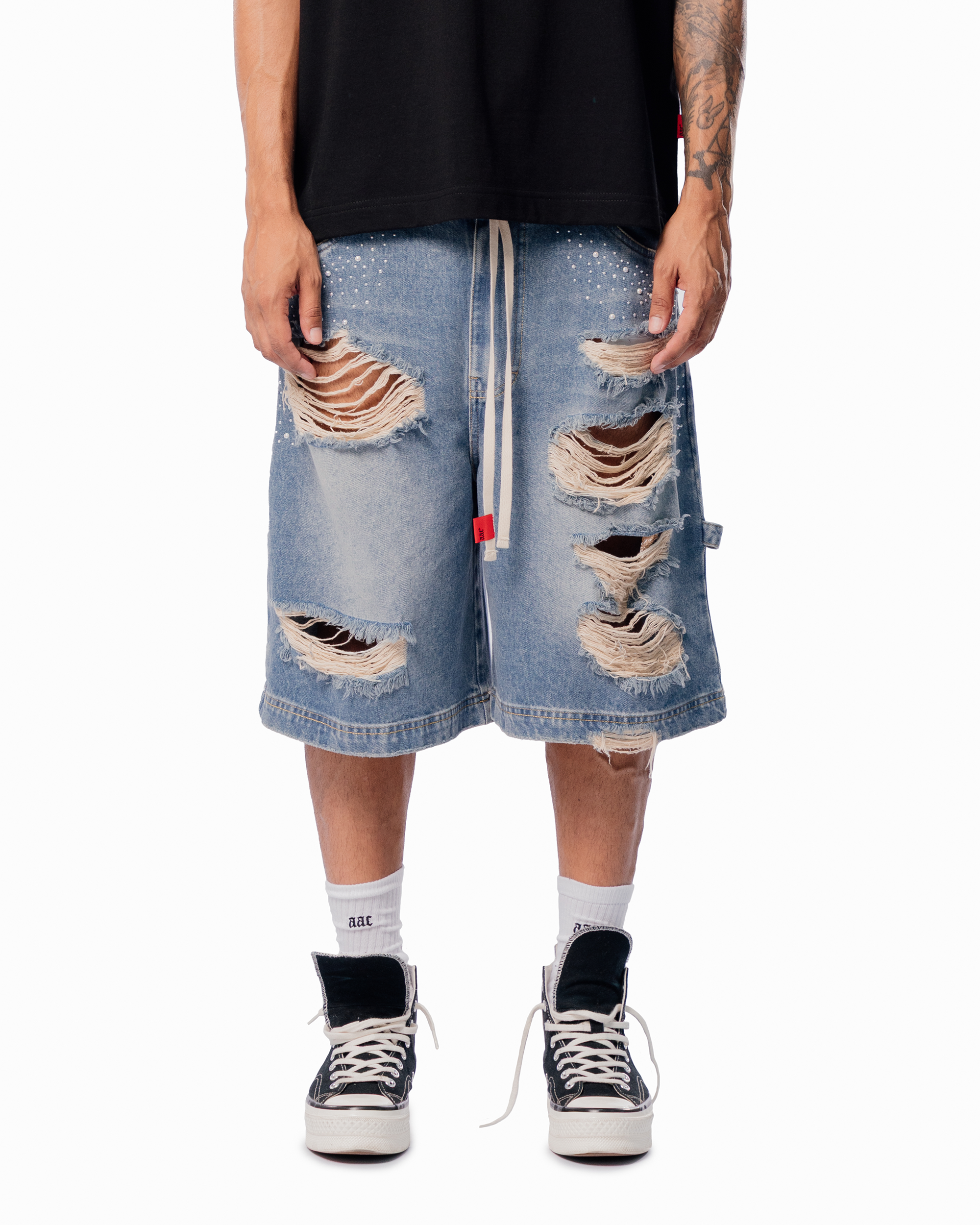 DISTRESSED PEARLS JORTS