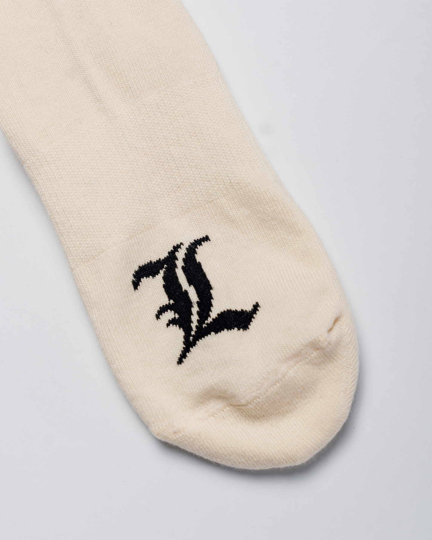 CREAM CURLY SOCKS