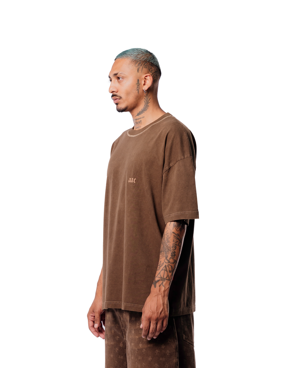 MONOGRAM CHROME BROWN TEE