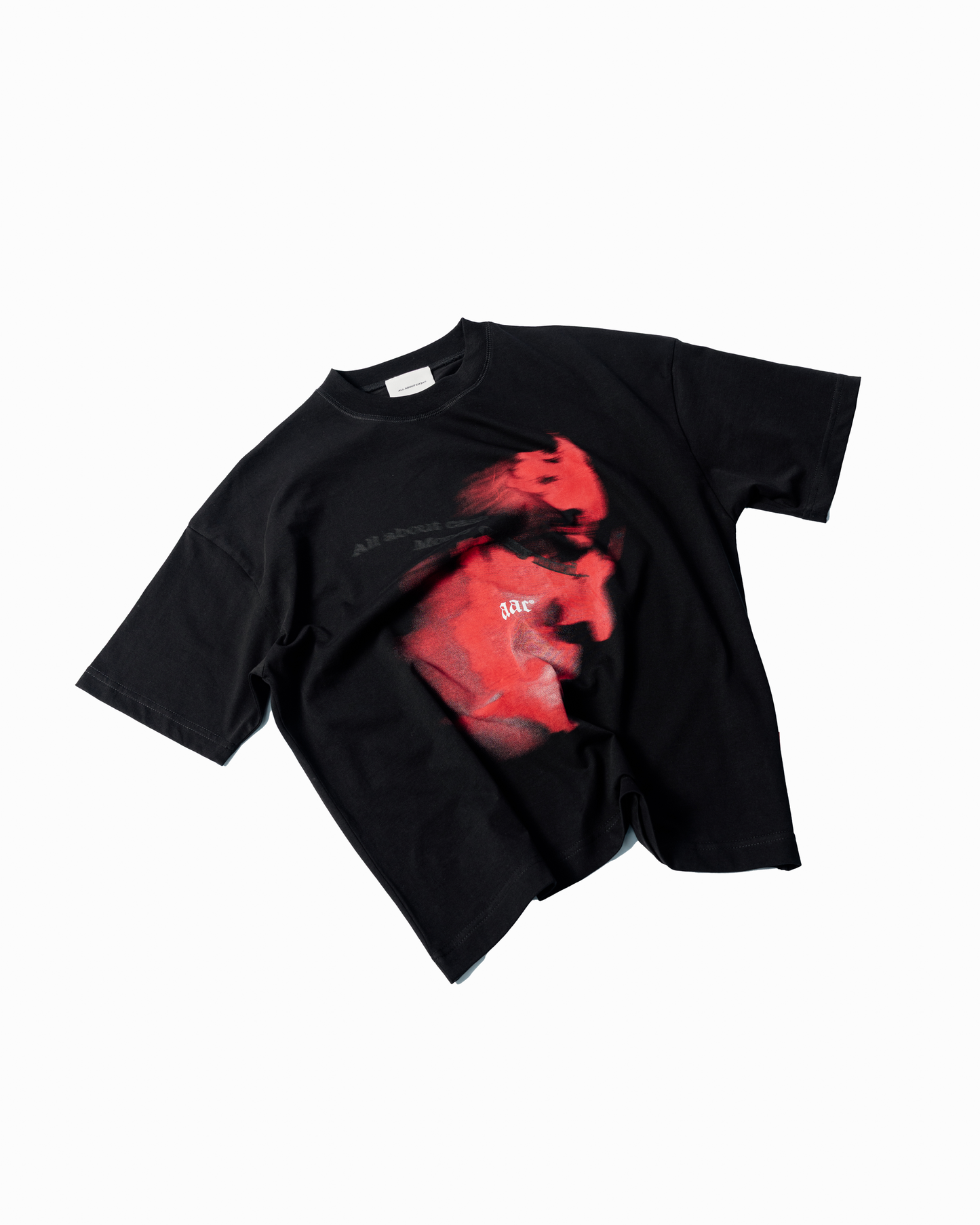 M.O.M.M TEE