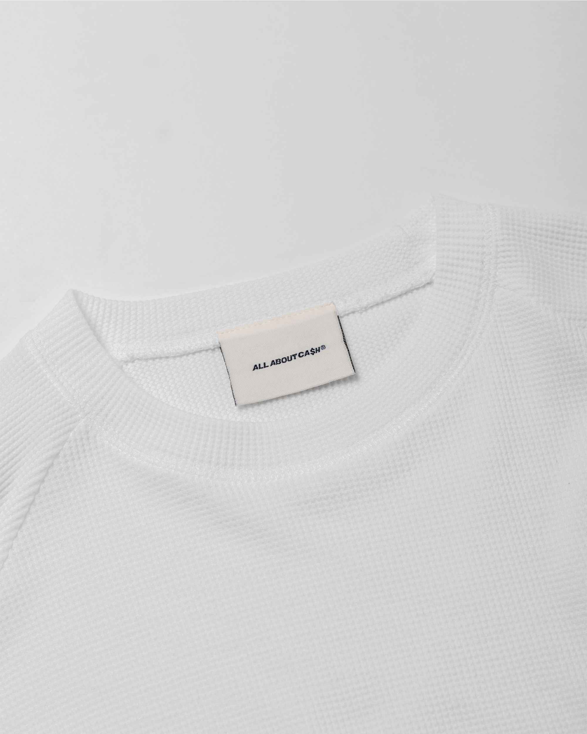 WHITE BASIC WAFFLE LONGSLEEVE