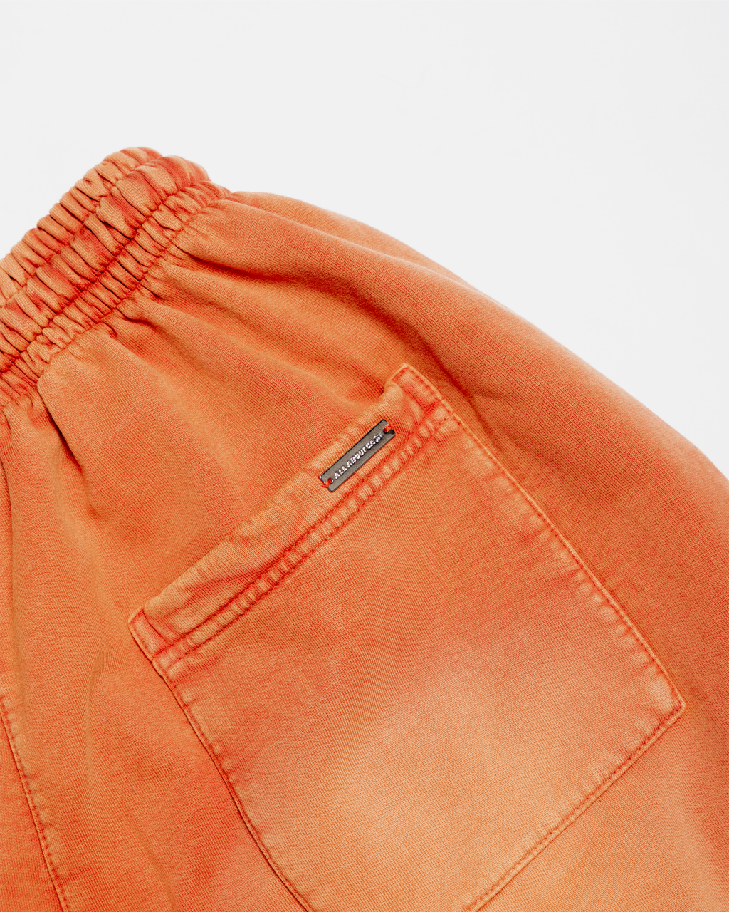 NHS BRICK SWEATPANTS