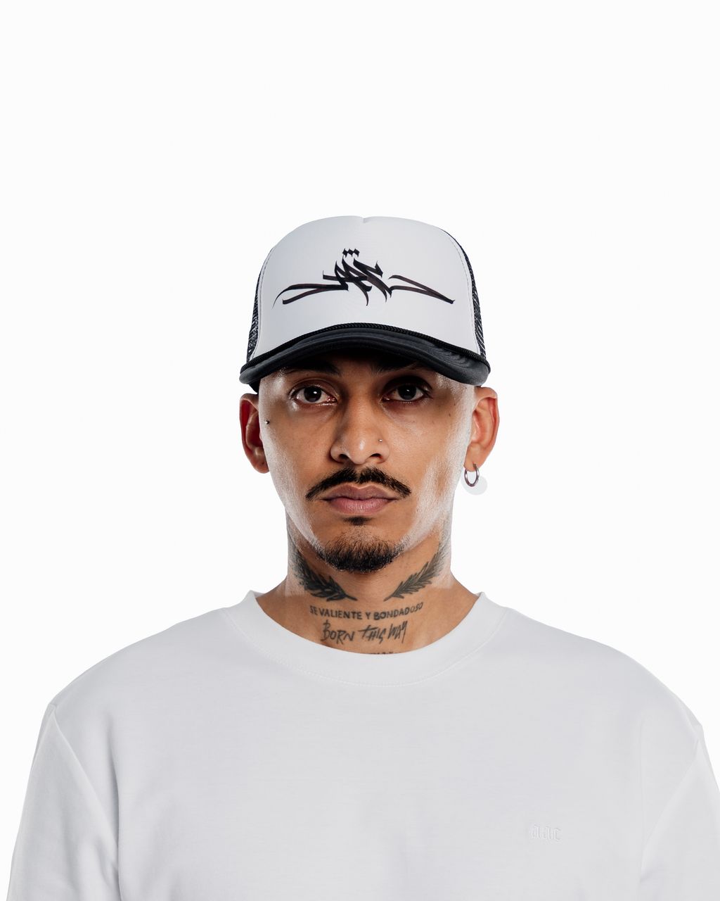 BLAACK TAG TRUCKER CAP