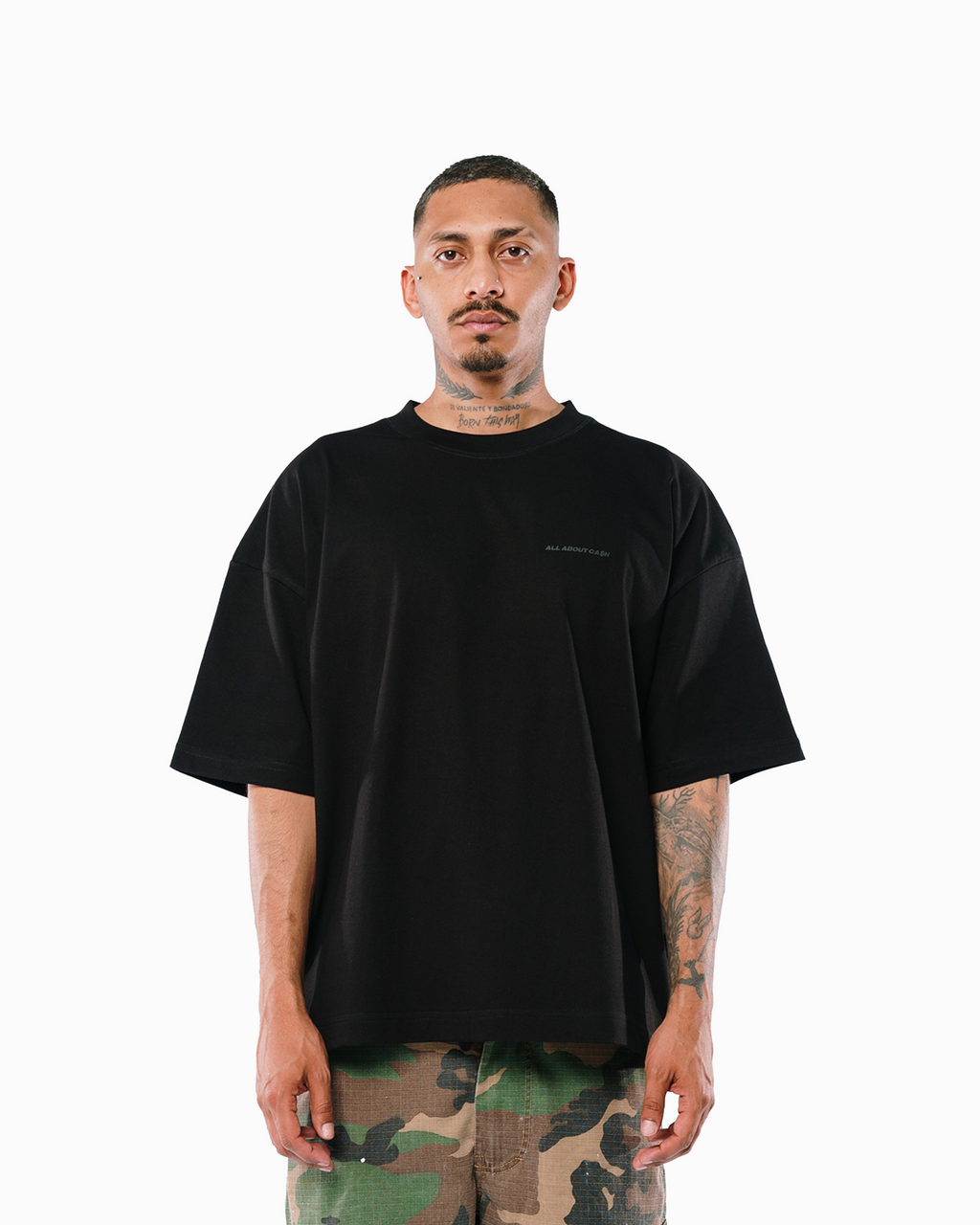 BLAACK BASIC TEE