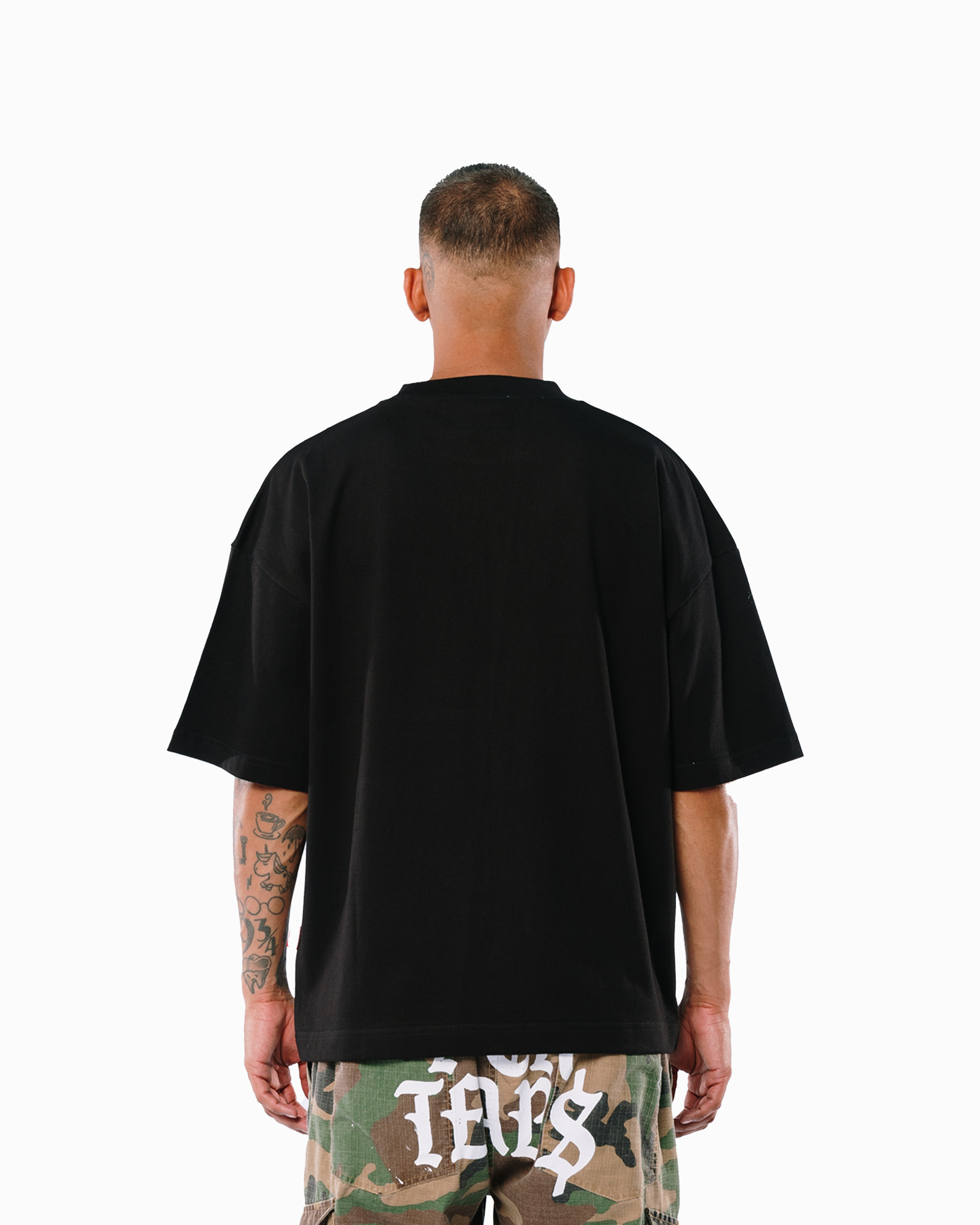 BLAACK BASIC TEE