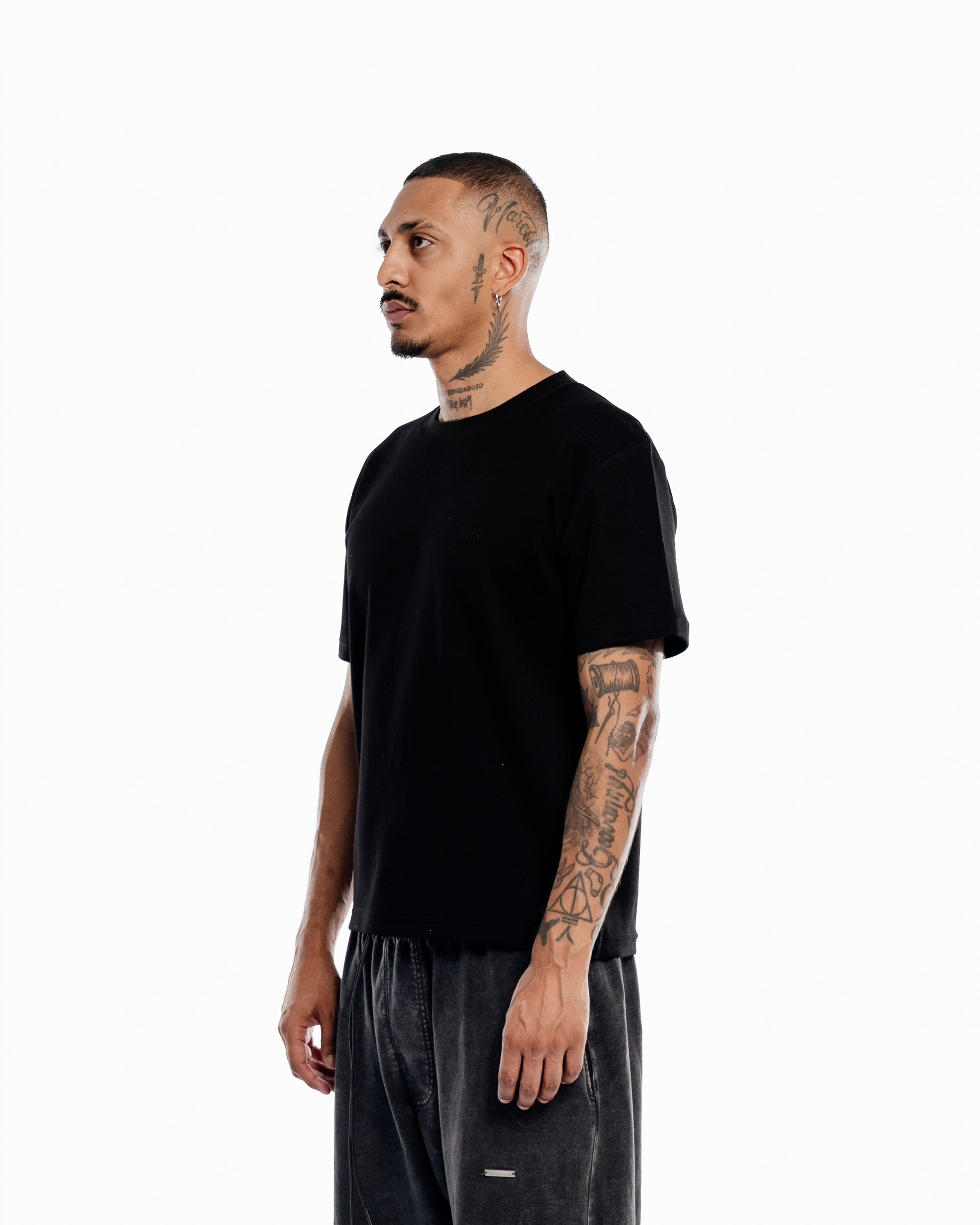 BLAACK SLIM FIT TEE