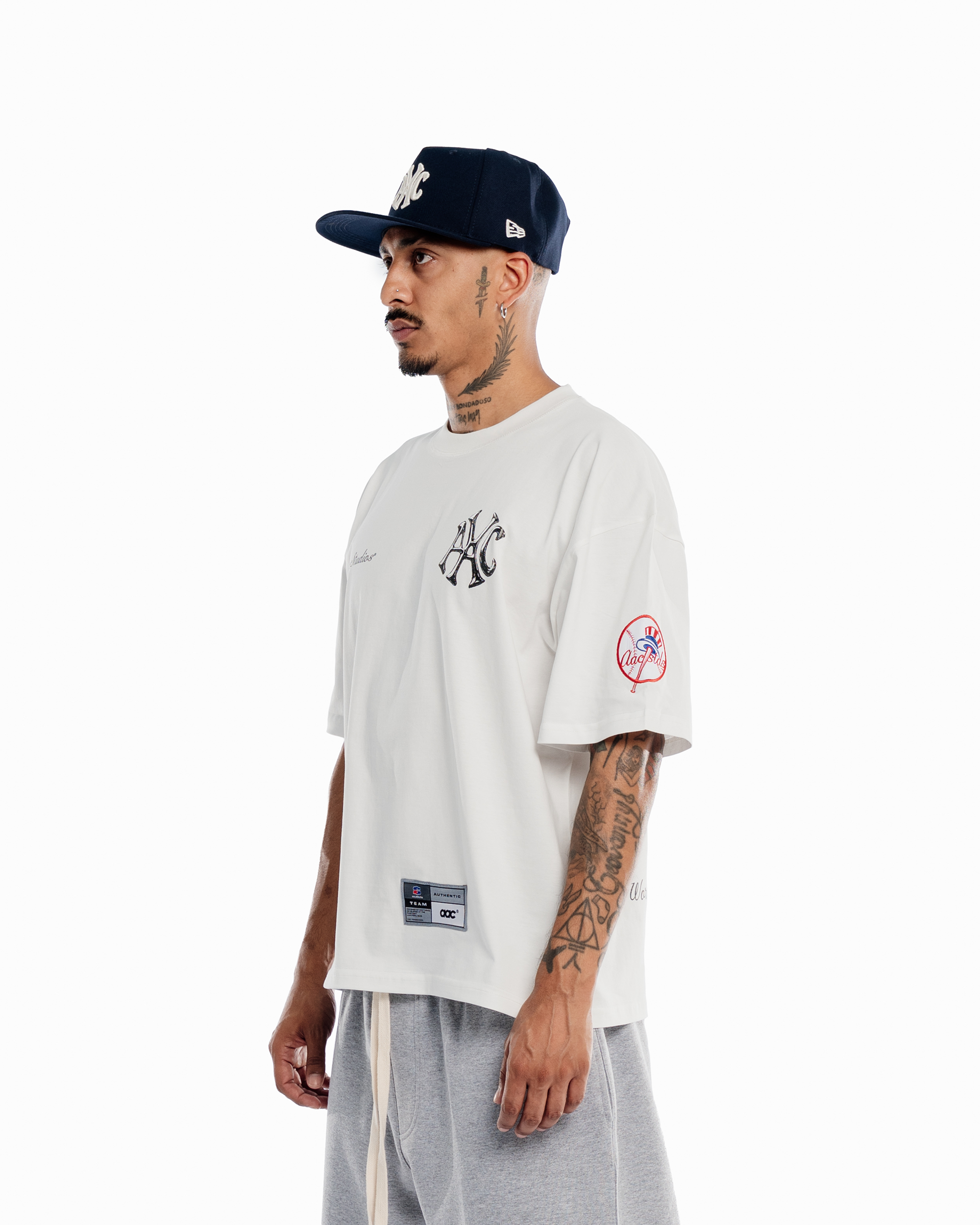 WORLD SERIES PEARL TEE