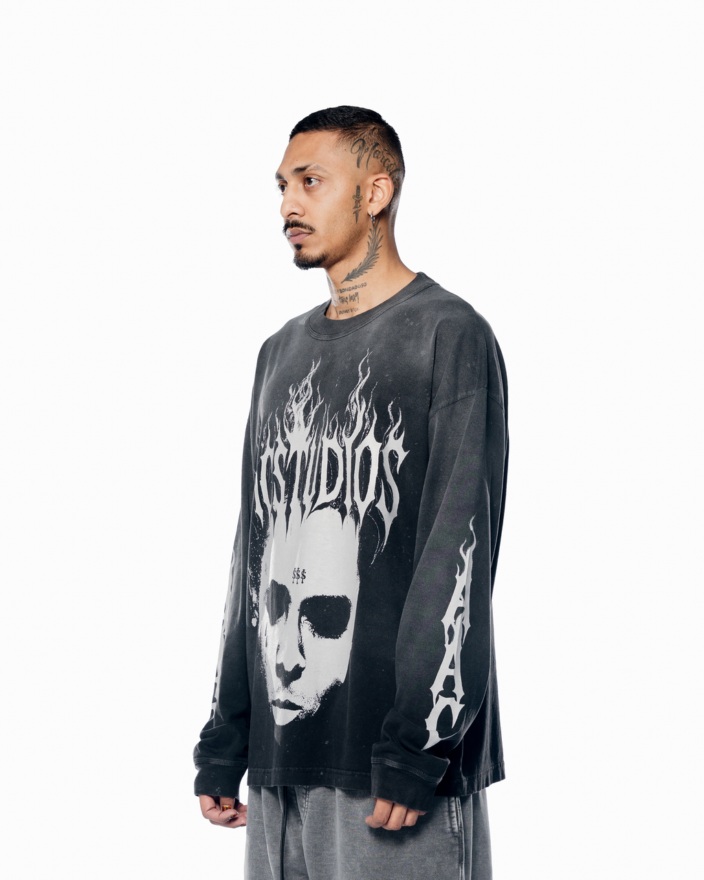 WEEZY LONGSLEEVE TEE